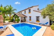 Cubo's Casa La Viña Casa rural con piscina en Alhaurín el Grande