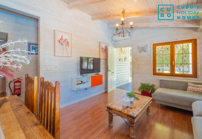 Casa rural en Alhaurin de la Torre - Cubo's Finca Los Ciruelos Casa rural en Alhaurin de la Torre - Cubo's Finca Los Ciruelos