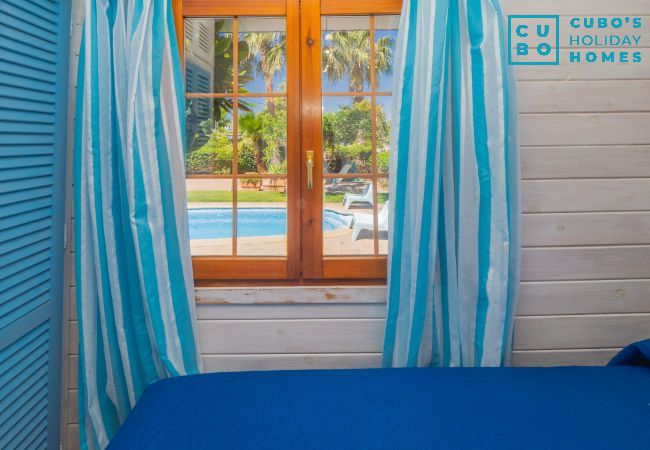 Casa rural en Alhaurin de la Torre - Cubo's Finca Los Ciruelos Casa rural en Alhaurin de la Torre - Cubo's Finca Los Ciruelos