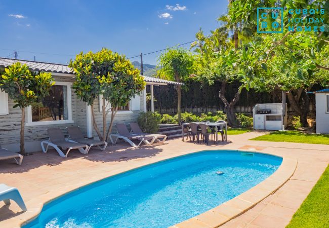 Casa rural en Alhaurin de la Torre - Cubo's Finca Los Ciruelos Casa rural en Alhaurin de la Torre - Cubo's Finca Los Ciruelos