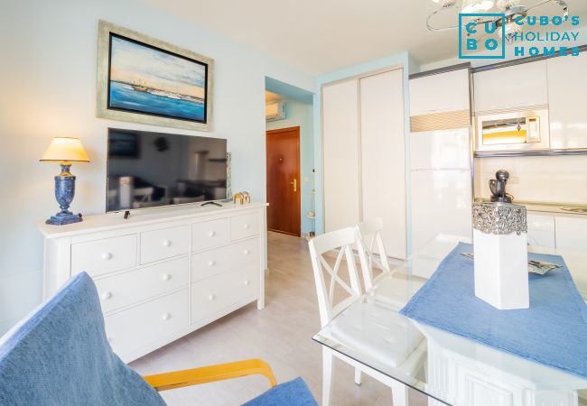 Apartamento en Torremolinos - Cubo's Apartamento Perla del Sol Rosa Apartamento en Torremolinos - Cubo's Apartamento Perla del Sol Rosa