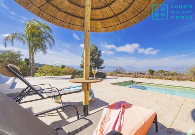 Encantadora casa rural para dos personas con piscina en Alhaurín el Grande