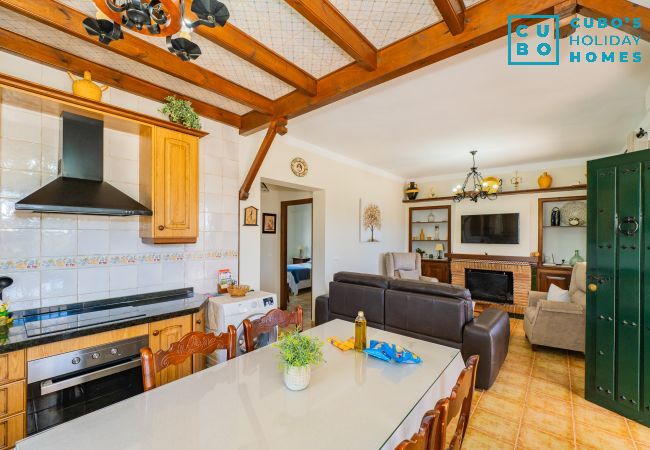 Casa rural en Alhaurín el Grande - Cubo's Finca Villaverde Casa rural en Alhaurín el Grande - Cubo's Finca Villaverde