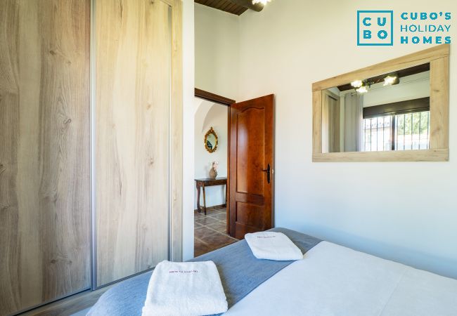 Casa rural en Alhaurin de la Torre - Cubo's Finca la Encina Casa rural en Alhaurin de la Torre - Cubo's Finca la Encina