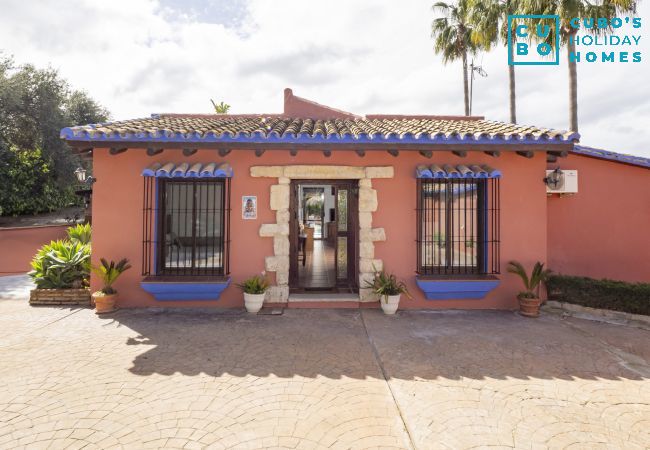 Casa rural en Alhaurin de la Torre - Cubo's Finca la Encina Casa rural en Alhaurin de la Torre - Cubo's Finca la Encina