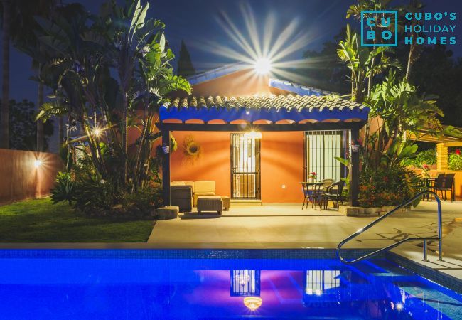 Casa rural en Alhaurin de la Torre - Cubo's Finca la Encina Casa rural en Alhaurin de la Torre - Cubo's Finca la Encina