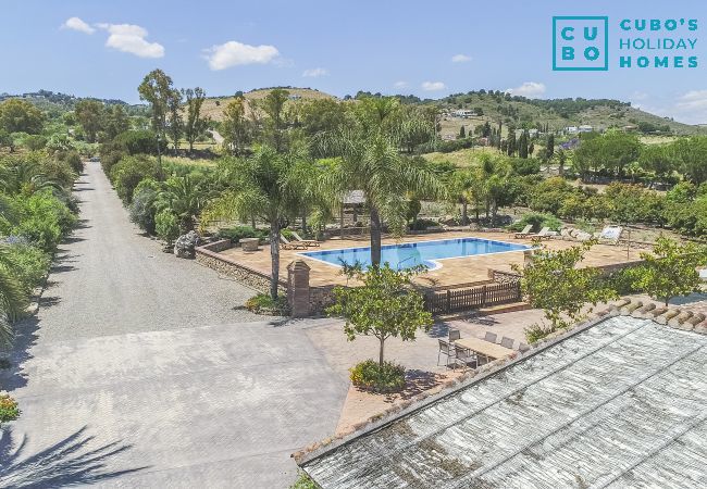 Casa rural en Alhaurín el Grande - Cubo's Finca Los Magnolios Casa rural en Alhaurín el Grande - Cubo's Finca Los Magnolios