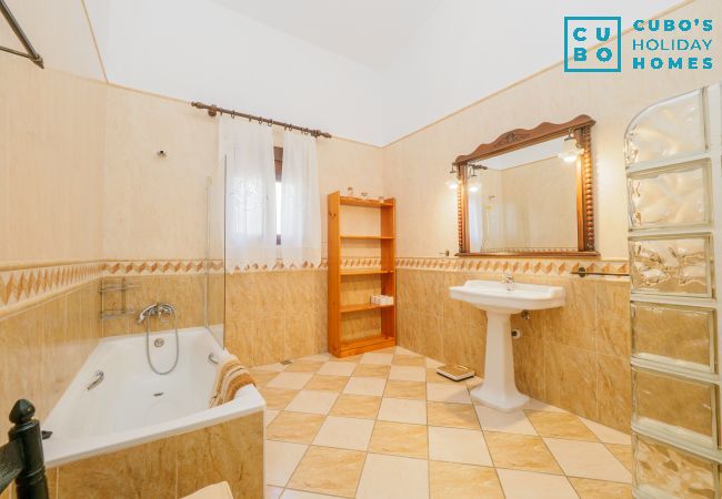 Casa rural en Alhaurín el Grande - Cubo's Finca Los Magnolios Casa rural en Alhaurín el Grande - Cubo's Finca Los Magnolios