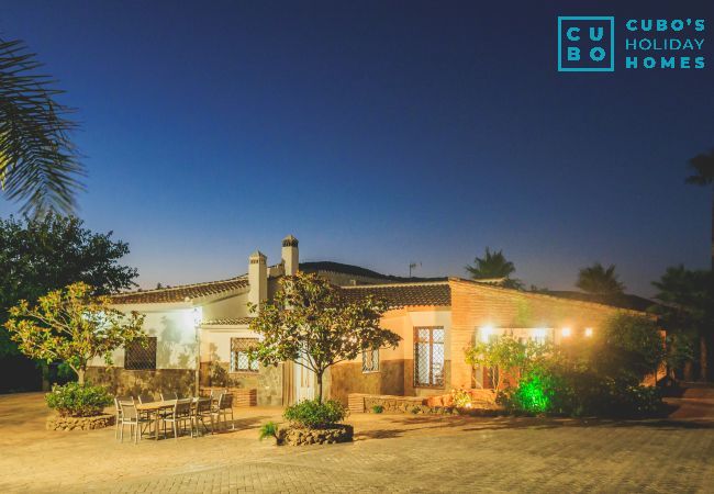 Casa rural en Alhaurín el Grande - Cubo's Finca Los Magnolios Casa rural en Alhaurín el Grande - Cubo's Finca Los Magnolios