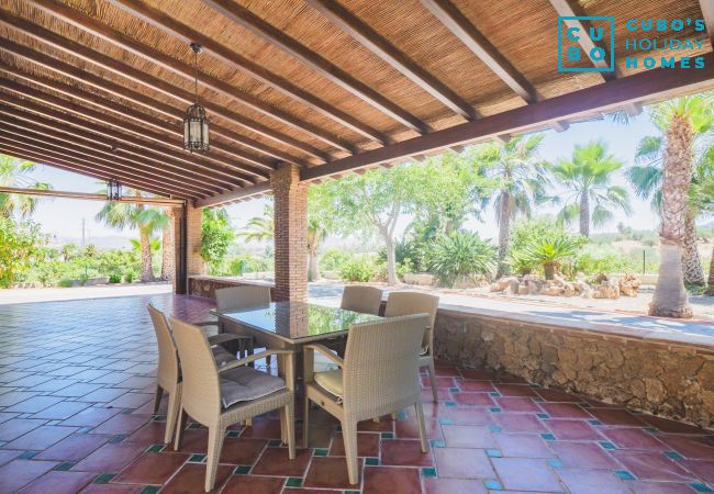 Casa rural en Alhaurín el Grande - Cubo's Finca Los Magnolios Casa rural en Alhaurín el Grande - Cubo's Finca Los Magnolios