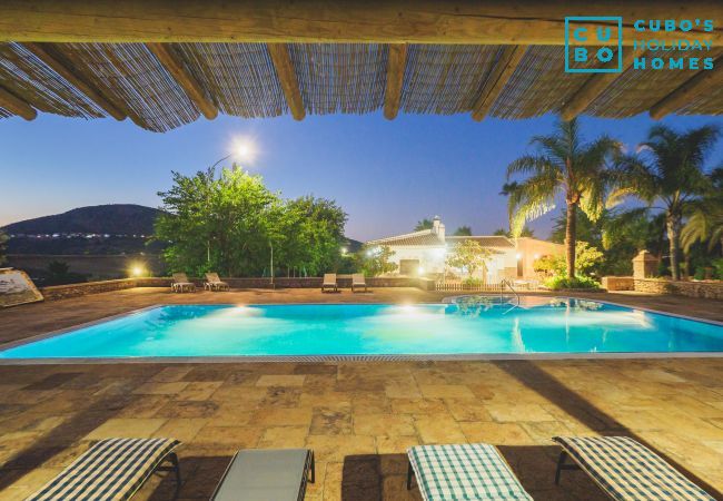 Casa rural en Alhaurín el Grande - Cubo's Finca Los Magnolios Casa rural en Alhaurín el Grande - Cubo's Finca Los Magnolios