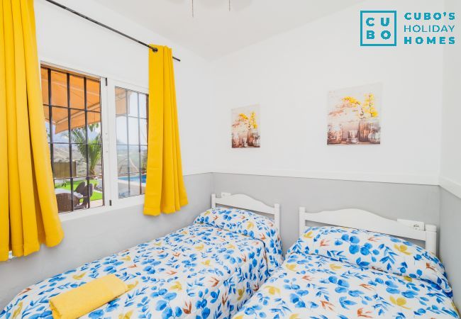 Casa rural en Mijas Pueblo - Cubo's Finca River Retreat High Privacy