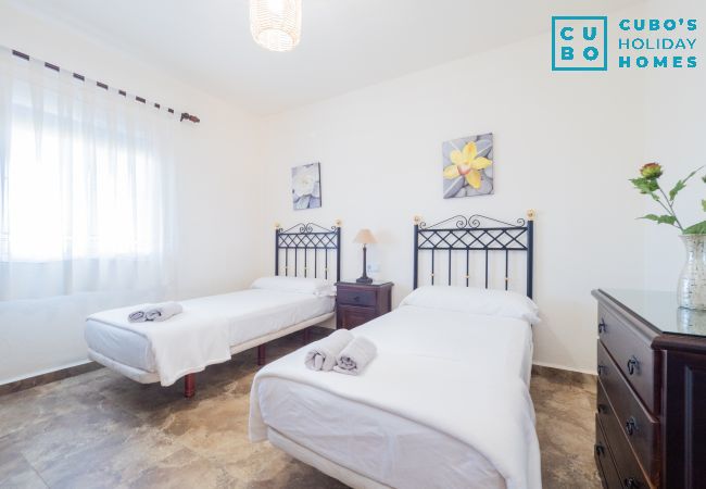 Casa rural en Alhaurin de la Torre - Cubo's Finca La Higuera Casa rural en Alhaurin de la Torre - Cubo's Finca La Higuera