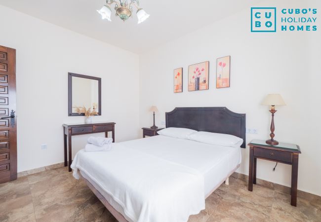 Casa rural en Alhaurin de la Torre - Cubo's Finca La Higuera Casa rural en Alhaurin de la Torre - Cubo's Finca La Higuera