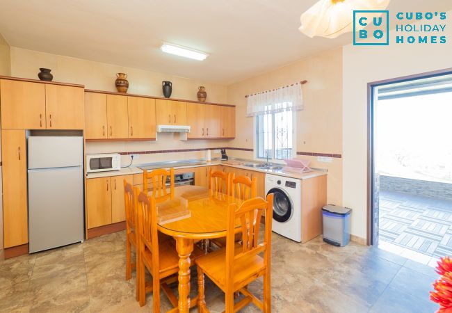 Casa rural en Alhaurin de la Torre - Cubo's Finca La Higuera Casa rural en Alhaurin de la Torre - Cubo's Finca La Higuera