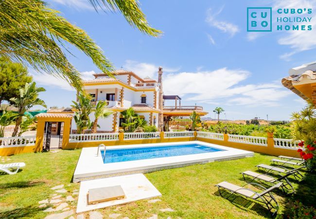 Villa en Estación de Cártama - Cubo's Villa Fina & Minigolf included Villa en Estación de Cártama - Cubo's Villa Fina & Minigolf included