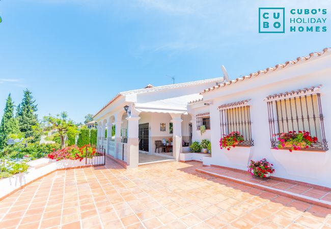Villa en Alhaurín el Grande - Cubo's Villa Esmeralda Villa en Alhaurín el Grande - Cubo's Villa Esmeralda