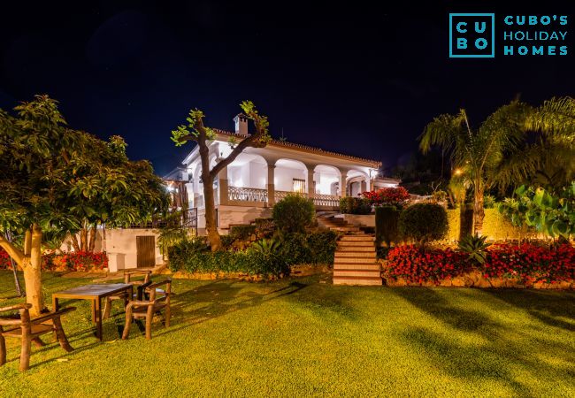 Villa en Alhaurín el Grande - Cubo's Villa Esmeralda Villa en Alhaurín el Grande - Cubo's Villa Esmeralda