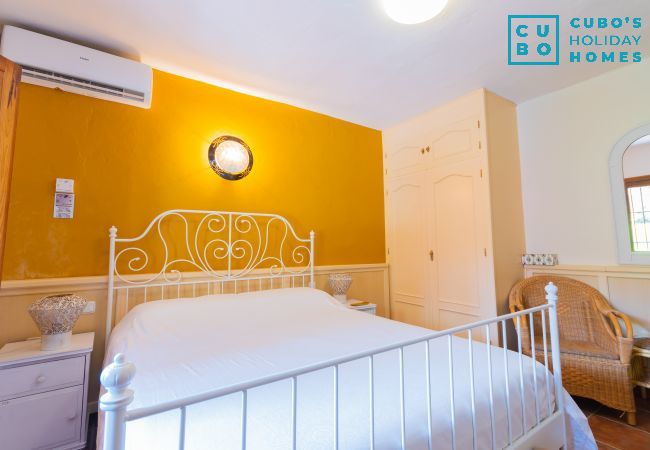 Dormitorio de este apartamento rural en Mijas Pueblo