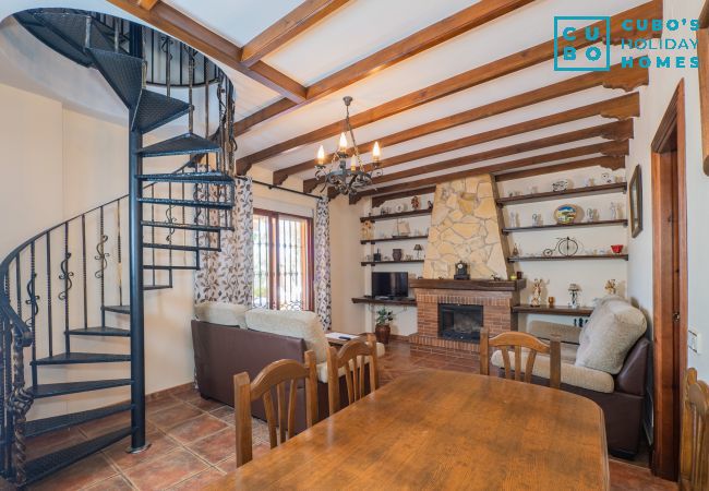 Casa rural en Alhaurín el Grande - Cubo's Finca Camino de Las Tinajas Casa rural en Alhaurín el Grande - Cubo's Finca Camino de Las Tinajas