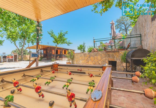 Barbacoa de esta casa de madera en Alhaurín el Grande