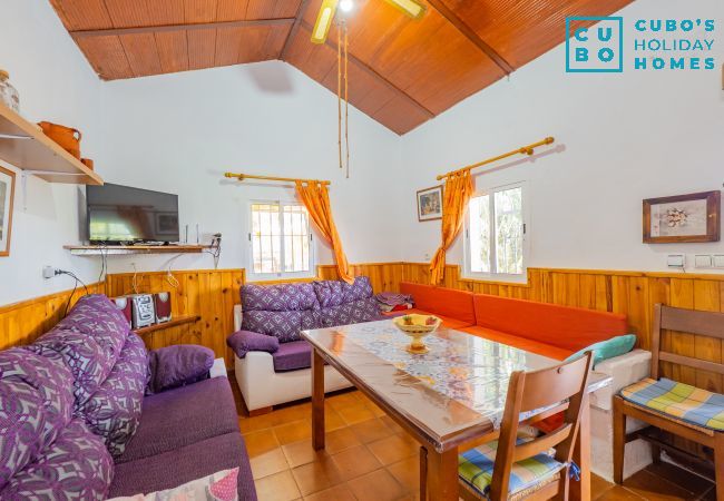 Casa rural en Ardales - Cubo's La Casa del Abuelo Casa rural en Ardales - Cubo's La Casa del Abuelo