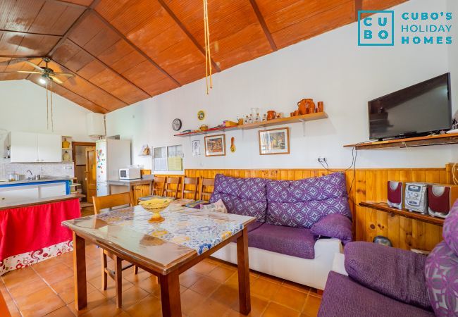 Casa rural en Ardales - Cubo's La Casa del Abuelo Casa rural en Ardales - Cubo's La Casa del Abuelo