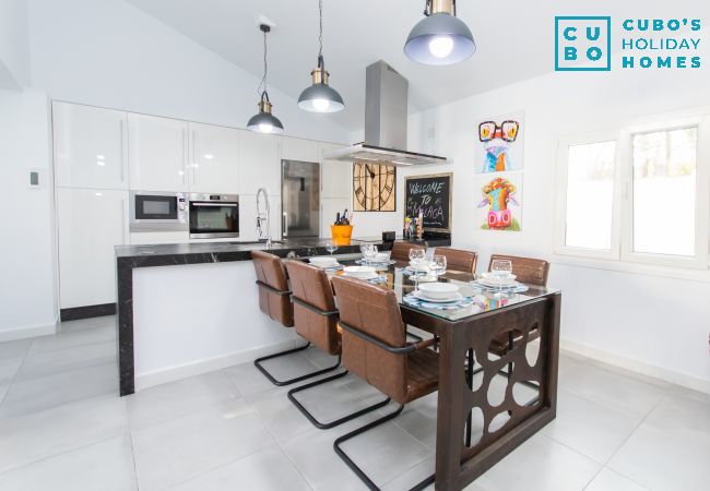 Villa en Málaga - Cubo's Cozy & Modern Sol de Malaga Villa en Málaga - Cubo's Cozy & Modern Sol de Malaga