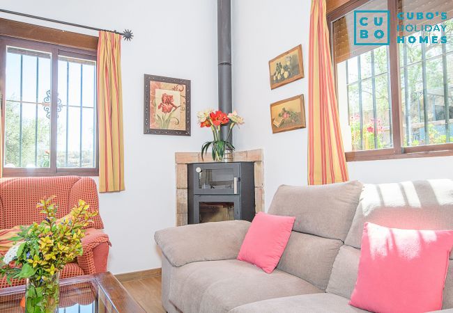 Casa rural en Ardales - Cubo's Casa El Pantanillo Casa rural en Ardales - Cubo's Casa El Pantanillo