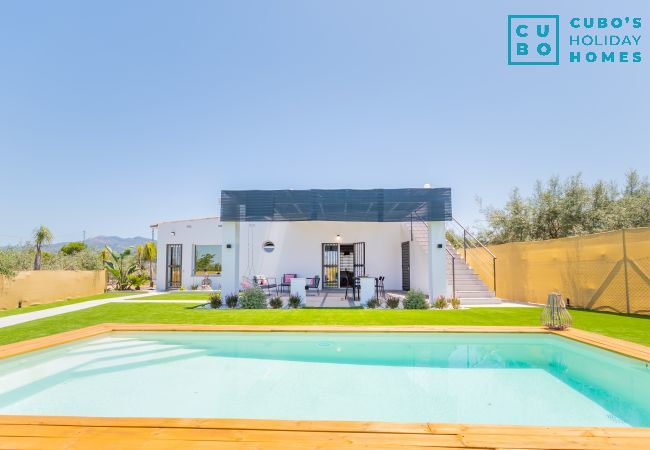 Casa rural en Alhaurín el Grande - Cubo's Finca La Libelula Casa rural en Alhaurín el Grande - Cubo's Finca La Libelula