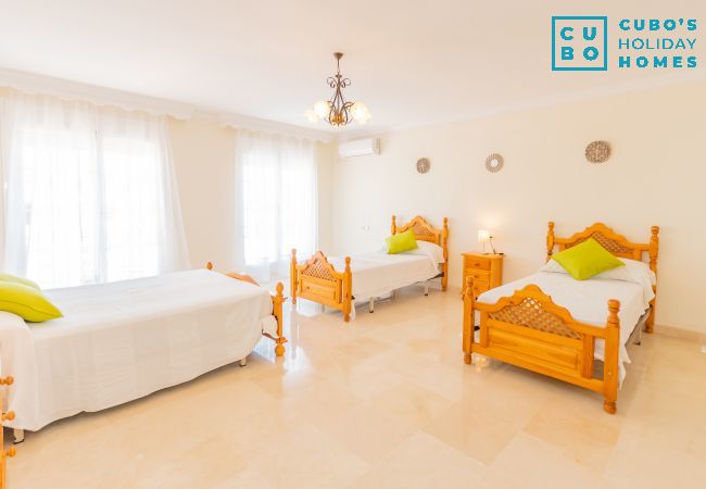 Casa rural en Alhaurín el Grande - Cubo's Villa Paraiso Casa rural en Alhaurín el Grande - Cubo's Villa Paraiso