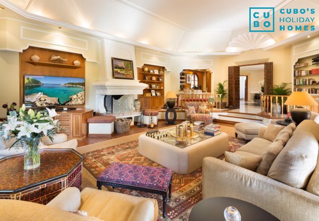 Villa en Marbella - Cubo's Luxury Mansion El Baron de Sierra Blanca Villa en Marbella - Cubo's Luxury Mansion El Baron de Sierra Blanca