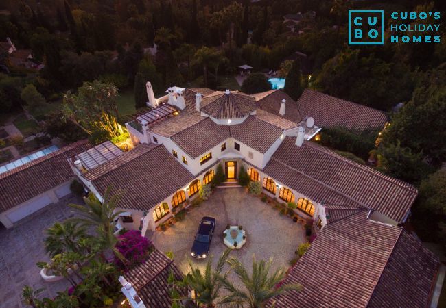 Villa en Marbella - Cubo's Luxury Mansion El Baron de Sierra Blanca