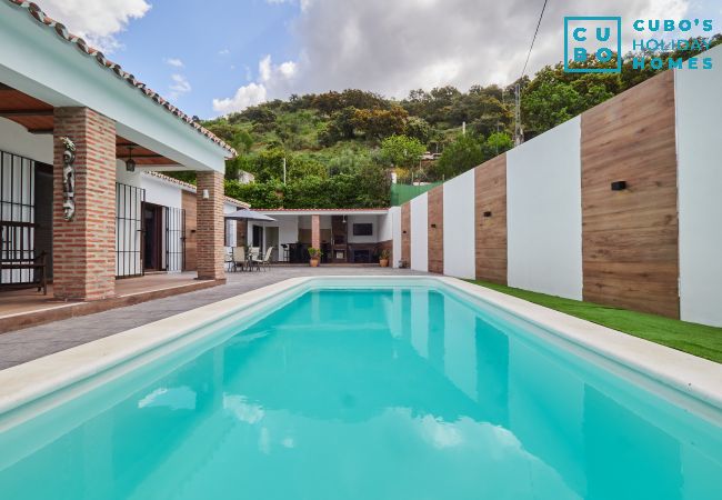 Piscina de esta finca en los Montes de Málaga