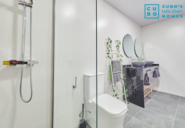 Villa en Casabermeja - Cubo's Finca El Nogal de los Montes de Málaga Villa en Casabermeja - Cubo's Finca El Nogal de los Montes de Málaga