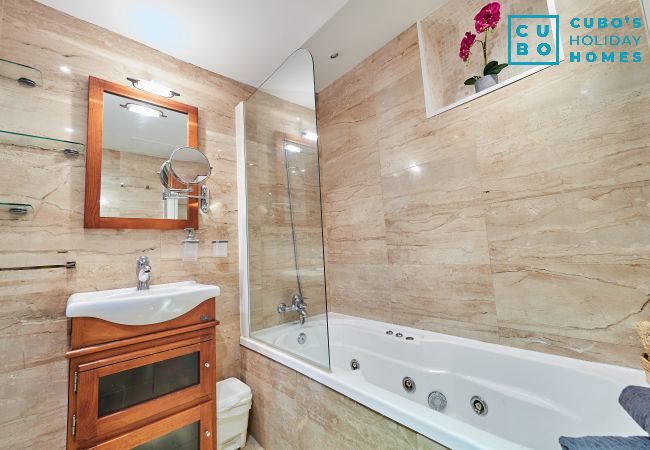 Villa en Casabermeja - Cubo's Finca El Nogal de los Montes de Málaga Villa en Casabermeja - Cubo's Finca El Nogal de los Montes de Málaga