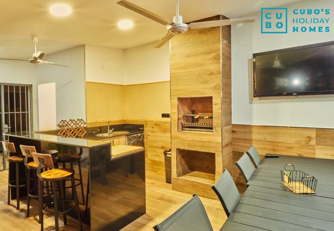 Villa en Casabermeja - Cubo's Finca El Nogal de los Montes de Málaga Villa en Casabermeja - Cubo's Finca El Nogal de los Montes de Málaga