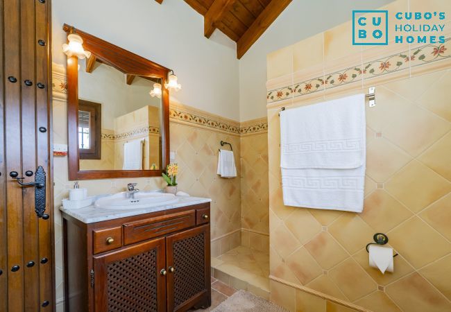 Casa rural en Alhaurín el Grande - Cubo's Finca La Deseada Casa rural en Alhaurín el Grande - Cubo's Finca La Deseada