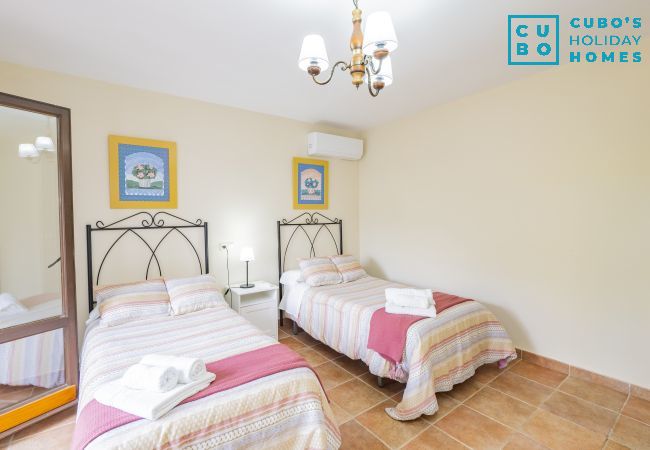 Casa rural en Alhaurín el Grande - Cubo's Finca La Deseada Casa rural en Alhaurín el Grande - Cubo's Finca La Deseada