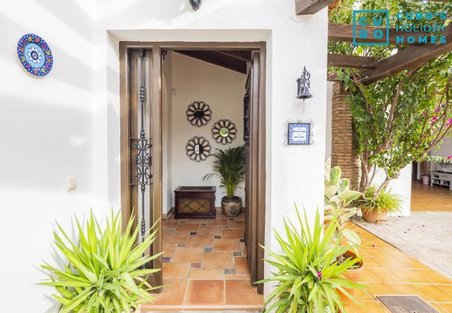 Casa rural en Alhaurín el Grande - Cubo's Finca La Deseada Casa rural en Alhaurín el Grande - Cubo's Finca La Deseada