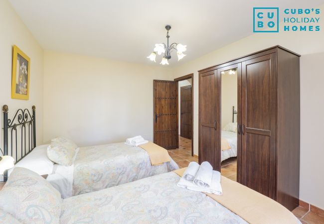 Casa rural en Alhaurín el Grande - Cubo's Finca La Deseada Casa rural en Alhaurín el Grande - Cubo's Finca La Deseada