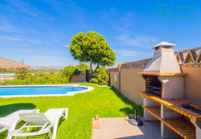 Villa en Alhaurin de la Torre - Cubo's Villa Plumaria de Alhaurín