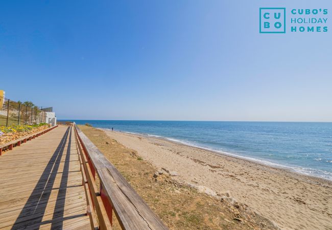 Apartamento en Mijas Costa - Cubo's La Bambera First Line Beach