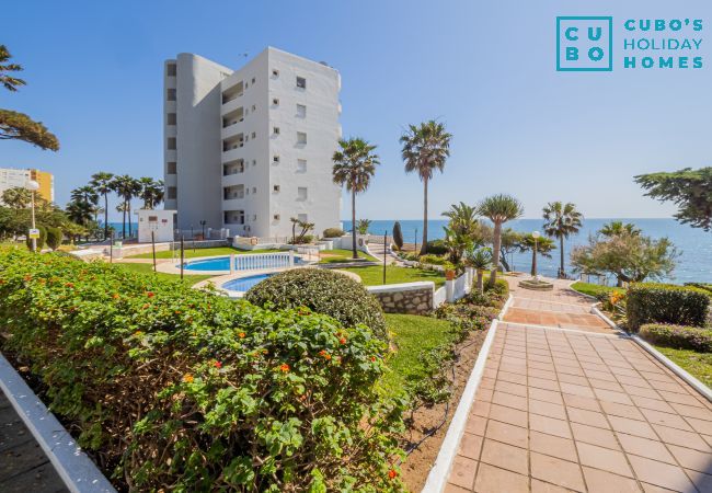 Apartamento en Mijas Costa - Cubo's La Bambera First Line Beach