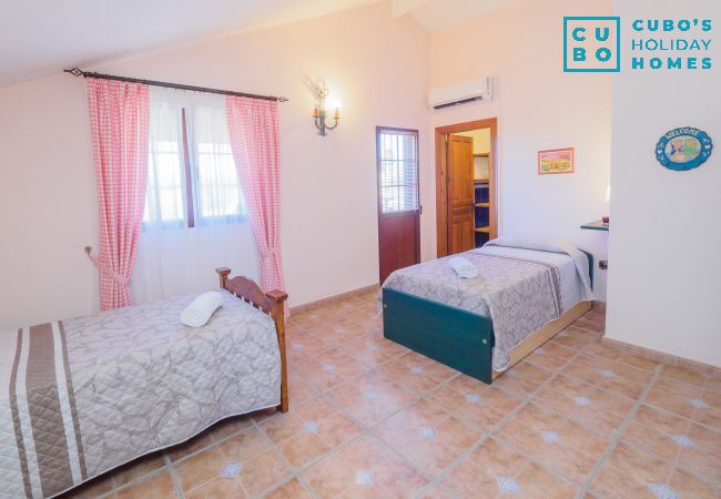 Casa rural en Alhaurín el Grande - Cubo's Villa Ainhoa Casa rural en Alhaurín el Grande - Cubo's Villa Ainhoa