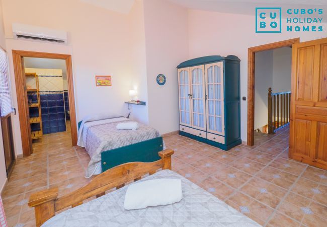 Casa rural en Alhaurín el Grande - Cubo's Villa Ainhoa Casa rural en Alhaurín el Grande - Cubo's Villa Ainhoa