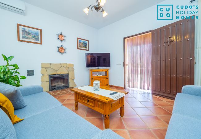 Casa rural en Alhaurín el Grande - Cubo's Finca Los Acebuches Casa rural en Alhaurín el Grande - Cubo's Finca Los Acebuches