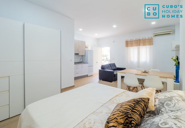 Estudio en Málaga - Cubo's Urban Studio Turisbelen Estudio en Málaga - Cubo's Urban Studio Turisbelen