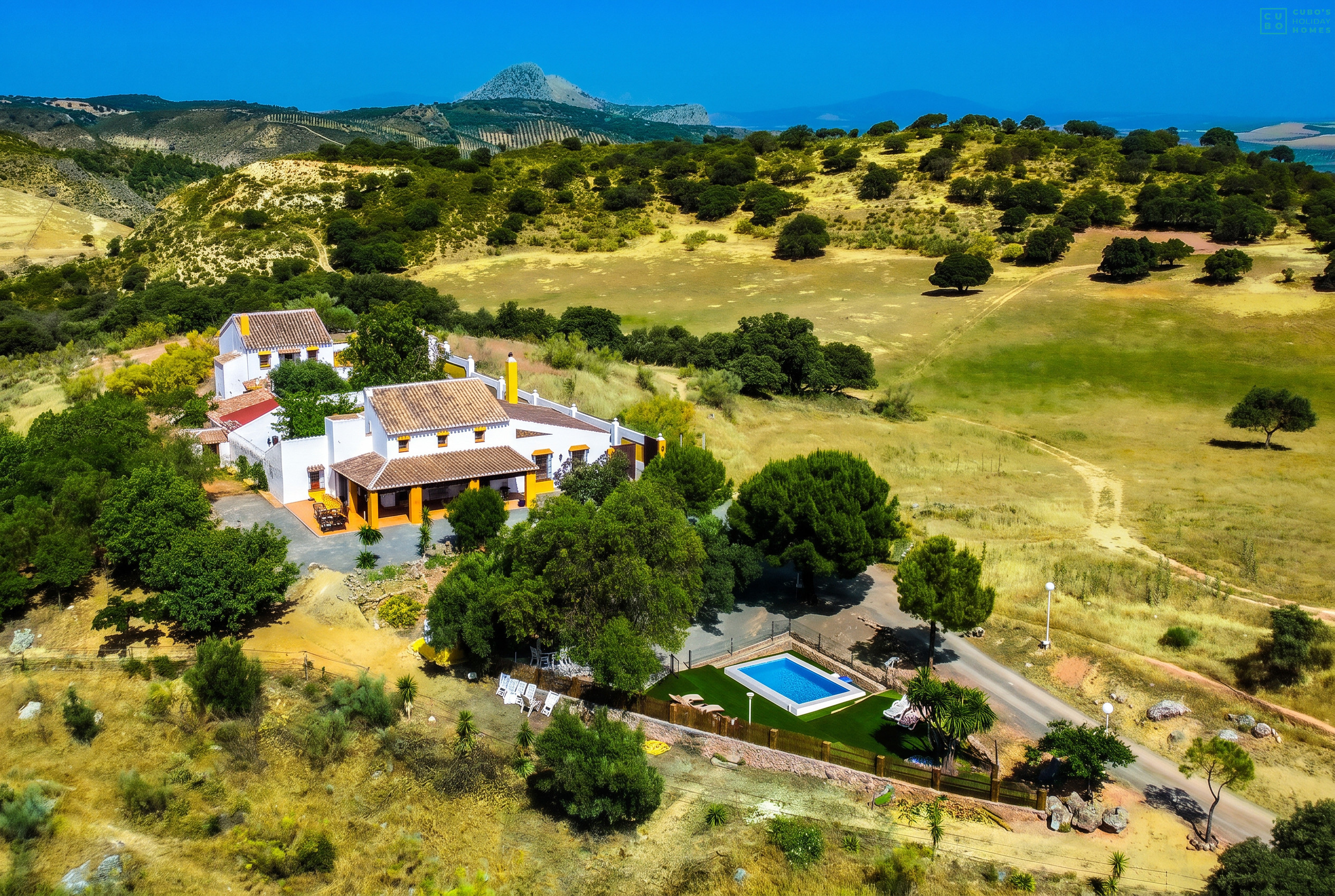 Casa rural con piscina en Archidona