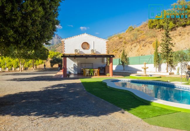 Casa rural en Pizarra - Cubo's Finca La Curva High Privacy Casa rural en Pizarra - Cubo's Finca La Curva High Privacy